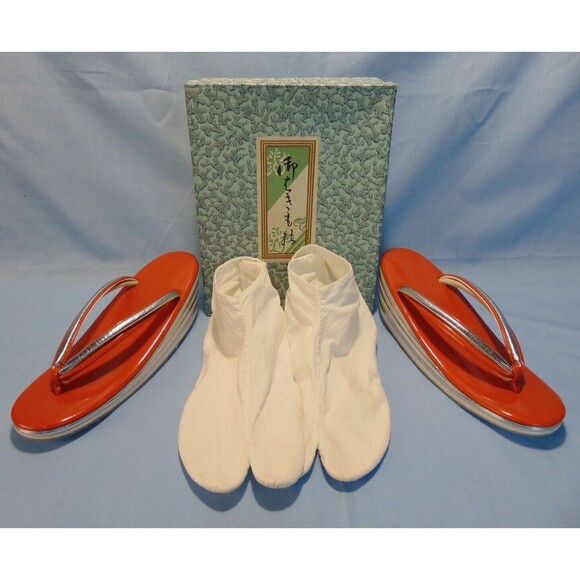 Vintage 1960s Japanese ZORI KIMONO GEISHA‎ Style Sandles w/ Tabi Socks & Box! - Picture 1 of 16